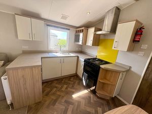 Kitchen- click for photo gallery